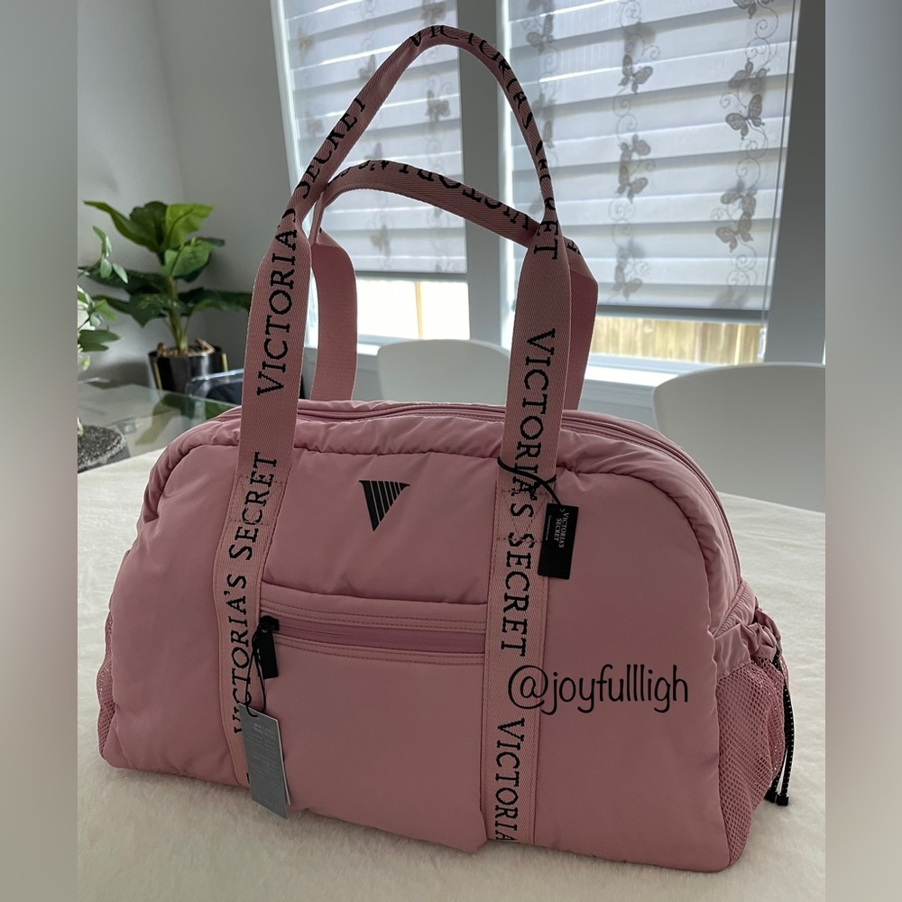 NEW Victoria’s Secret The Duffel
